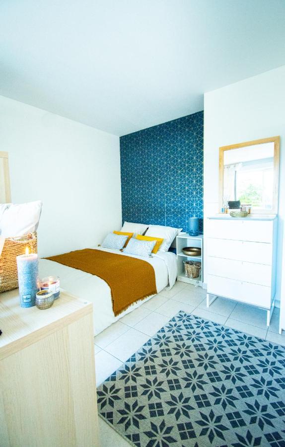 Studio Charmant Cergy Le Haut Au Pied De La Gare ! Parking Prive ! Exterior foto